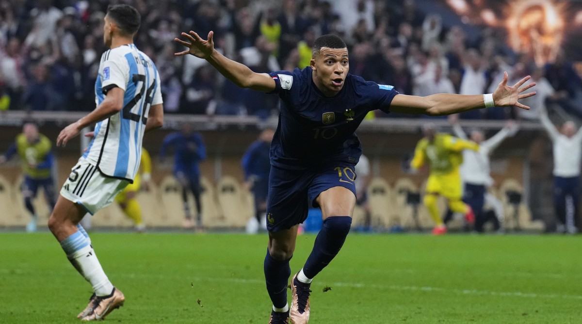 Kylian Mbappé scores an equalizer vs. Argentina